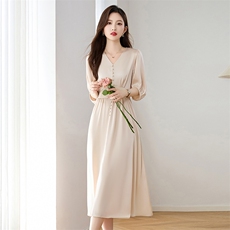 优雅气质V领连衣裙女2025夏新款收腰修身显瘦轻熟风气质纯色裙子，女装连衣裙，臻衣坊