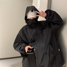 黑色