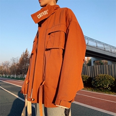 红色