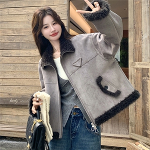 立领加厚保暖皮毛一体外套女短款机车服冬季宽松麂皮绒羊羔毛棉衣图片