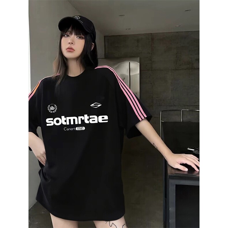 抖音得物品质二开240克宽松纯棉美式潮牌印花三条杠中性风短袖T恤图片