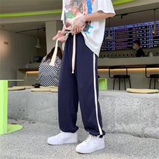 蓝色