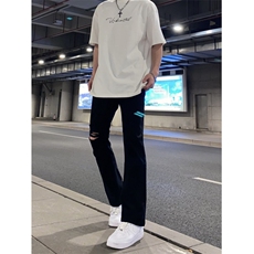 纯黑色破洞