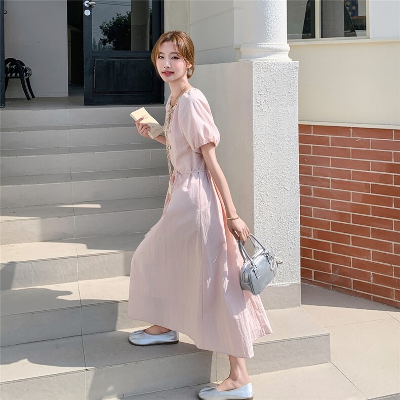 法式减龄捏褶泡泡袖连衣裙女2025夏季新款慵懒风时尚休闲系带长裙,女装连衣裙,维壹