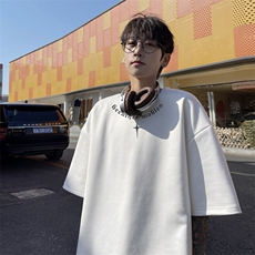 白色