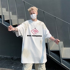 白色