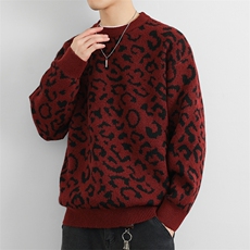 酒红色