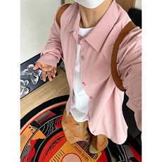粉红色