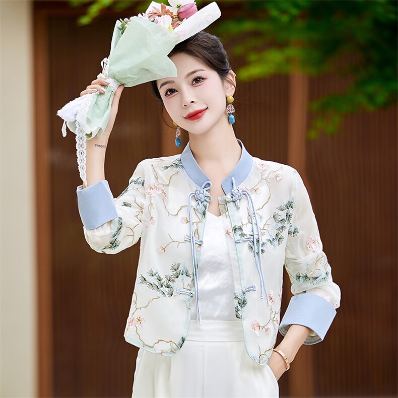 现货新中式防晒服短款外套女夏季气质高级感显瘦刺绣薄款防晒衣夏，女装防晒衣，美静678