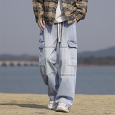 浅蓝色