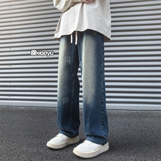 深蓝色
