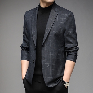 商务休闲西服中年男士新款时尚宽松男装百搭无痕纯色免烫上衣图片