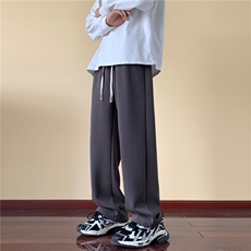 深灰色