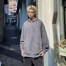 灰色