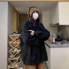 黑色