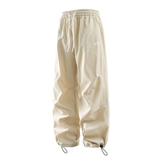 卡其色