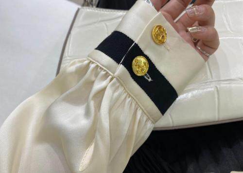 2??0??2??1??春款全面煥新??，女装，AMG