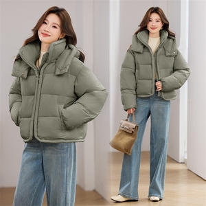 白色潮流气质减龄短款连帽棉服外套女2025年冬季新款加厚保暖棉衣图片