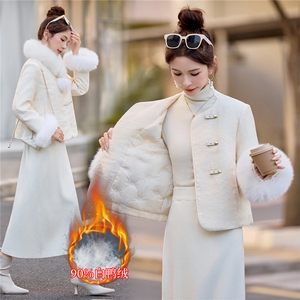 【bao款大货已出】2025冬装新中式提花白色羽绒服90白鸭绒狐狸毛图片