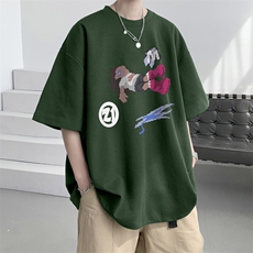 墨绿色