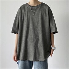灰色