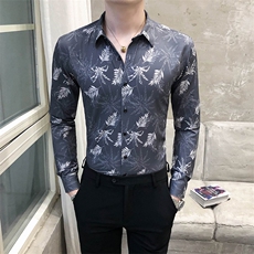 灰色
