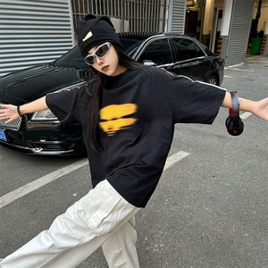 抖音得物高品质二开240克宽松纯棉美式潮牌三条杠织带短袖T恤图片