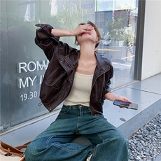 短款小皮衣女新款2025超火酷飒风复古PU机车上衣秋外套时尚显瘦版，女装皮衣，意芙