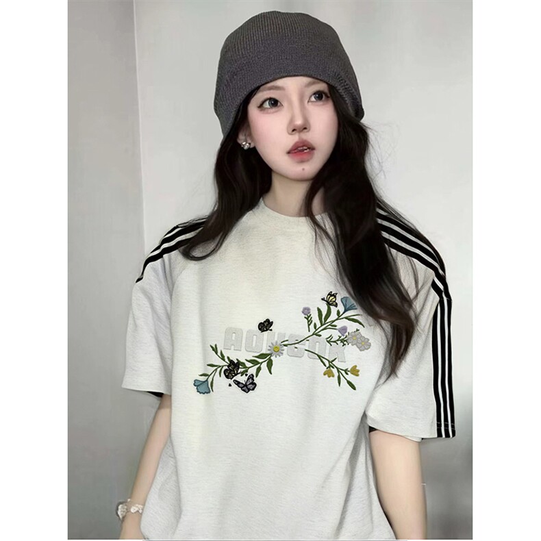 抖音得物品质二开240克宽松纯棉美式潮牌印花三条杠中性风短袖T恤,男装T恤,电商A486