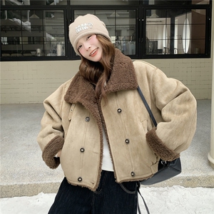 浙宝192（原082），杭州浙宝服装城-网红风B馆1楼2通道192号