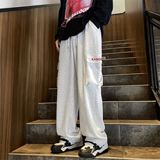 灰色