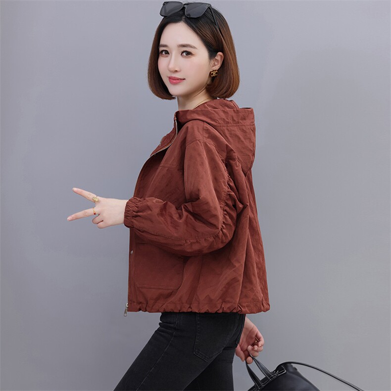 洋气短款外套女春秋2023新款小个子气质上衣宽松休闲百搭连帽风衣,女装短外套,依万里