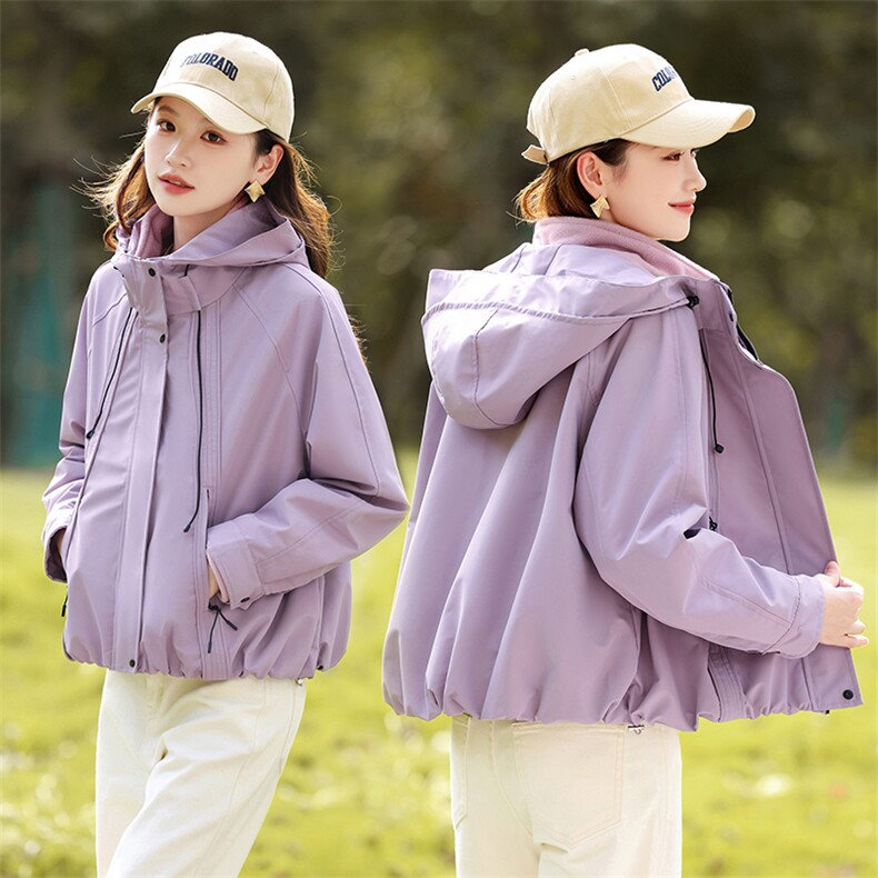 户外休闲连帽冲锋衣三合一外套女2025冬新款宽松显瘦加绒保暖上衣,女装套装/套裙,丽影随形