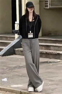 高级感休闲运动套装女秋季款短款卫衣内搭黑色背心阔腿长裤三件套图片