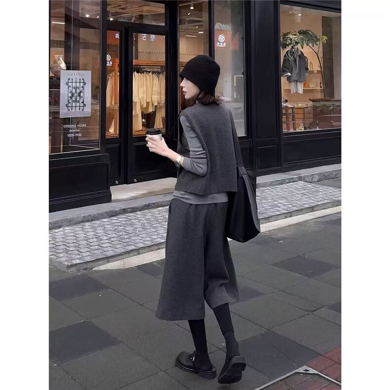 2025年秋季新款百搭女士系扣无袖马甲,针织衫/毛衣,佑昭祥羊绒