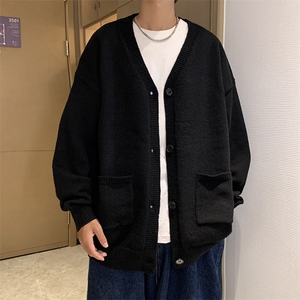 针织衫男冬季港风新款V领排扣纯色情侣毛衣宽松休闲开衫外套图片