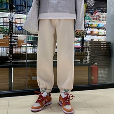 灰色