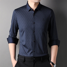 藏青色