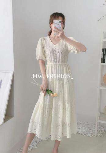 刺绣连衣裙，女装连衣裙，依启蒙