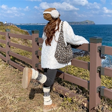 白色短款毛绒绒外套女2025冬季新款仿皮草泰迪大衣宽松保暖上衣，女装皮草，2C218