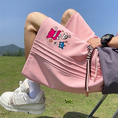 粉红色