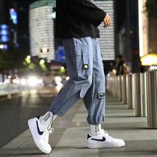 蓝色