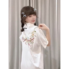 白色