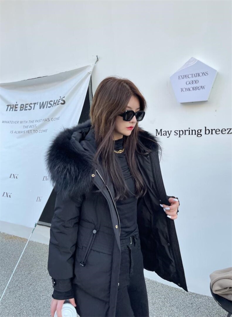 冬季新款羽绒服，女装羽绒服，零恰