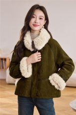 2025年冬季新款时尚潮流大气优雅皮毛一体外套，女装短外套，贵人树