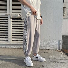 浅灰色