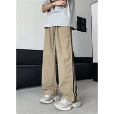 卡其色