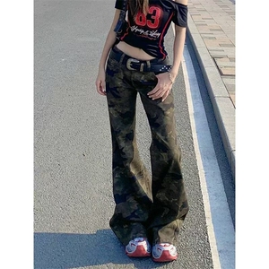 美式迷彩微喇低腰牛仔裤女2025夏季新款复古显瘦不贴腿工装喇叭裤图片