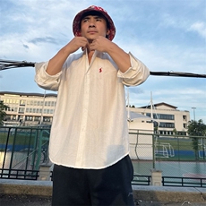 白色