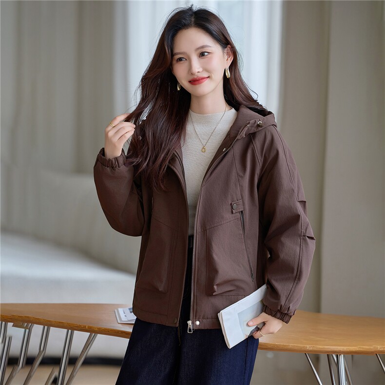 现货!2025年冬季时尚连帽大口袋加绒加厚女外套,女装棉衣/棉服,依恋蒂丝